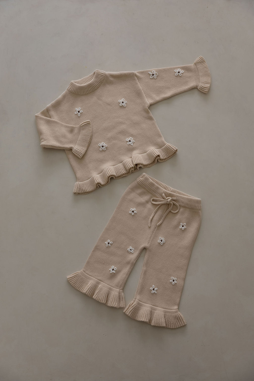 Frill Embroidery Pants | Oat