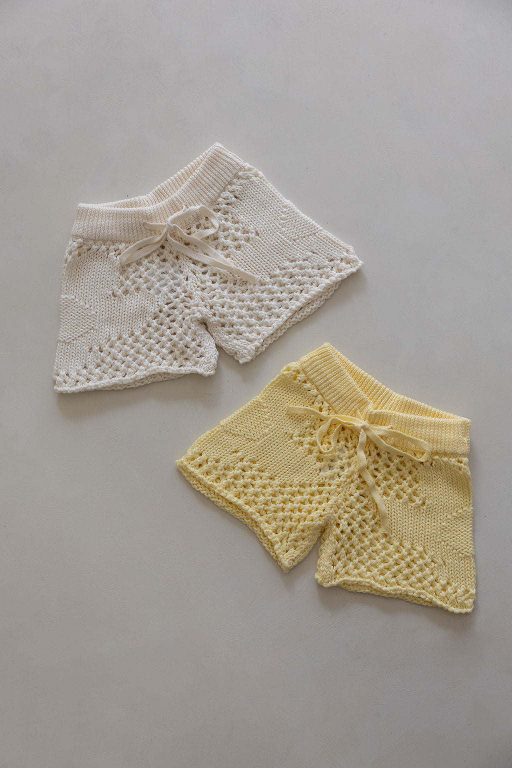 Crochet Flower Shorts | Natural