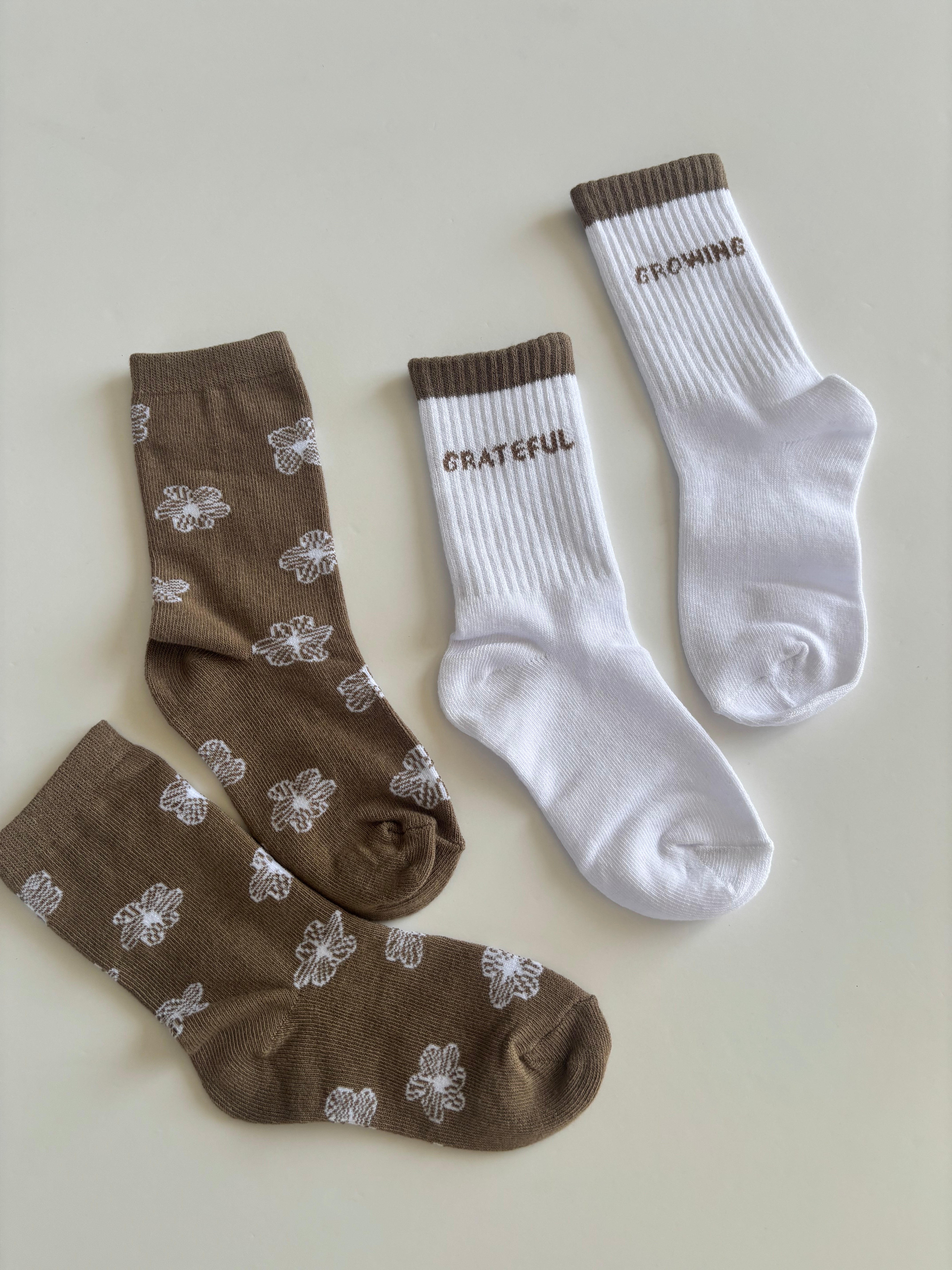 Socks | Cocoa Flower