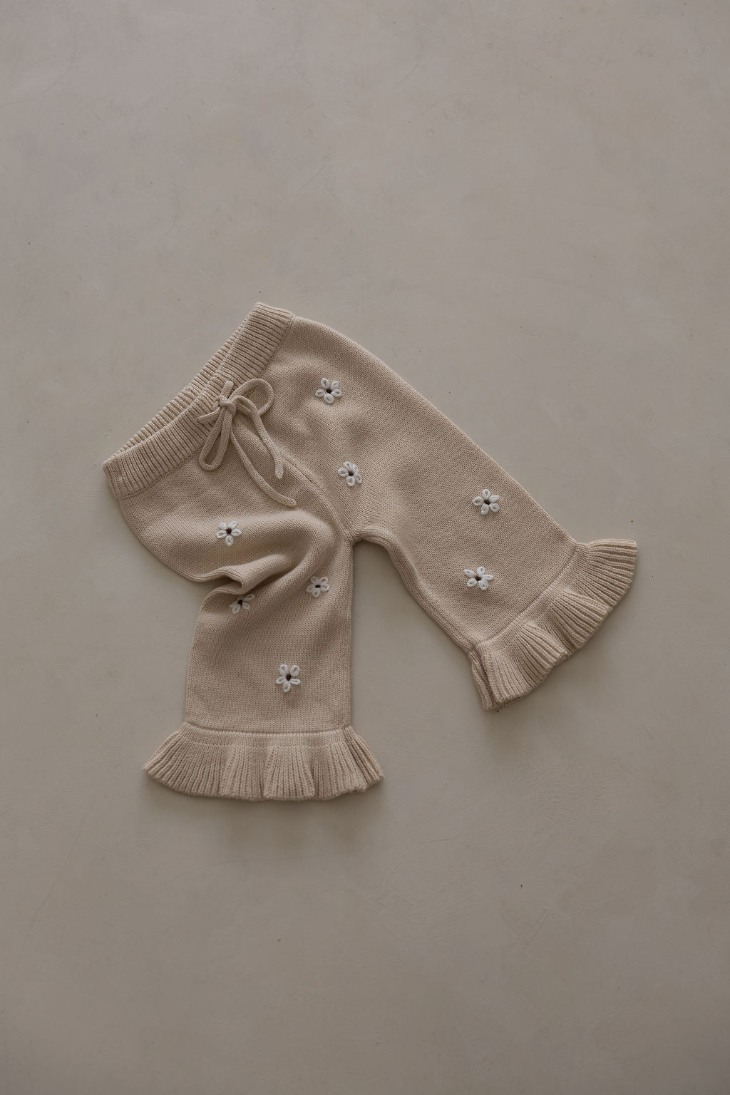 Frill Embroidery Pants | Oat
