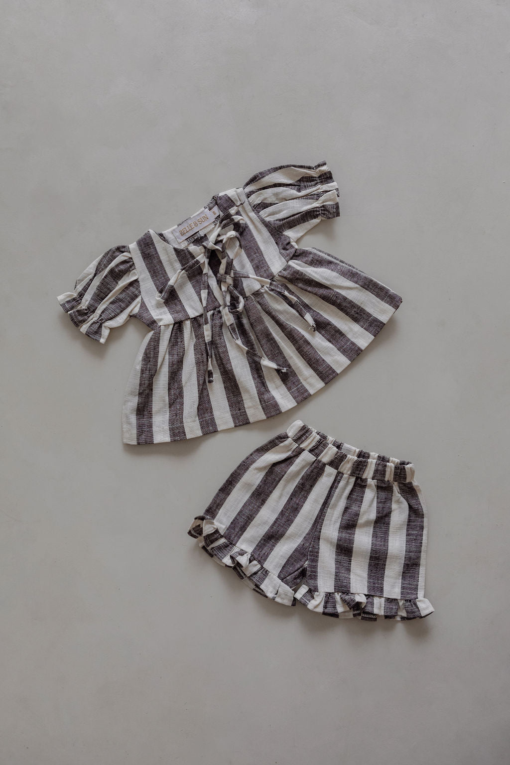 Linen Stripe Shorts | Charcoal