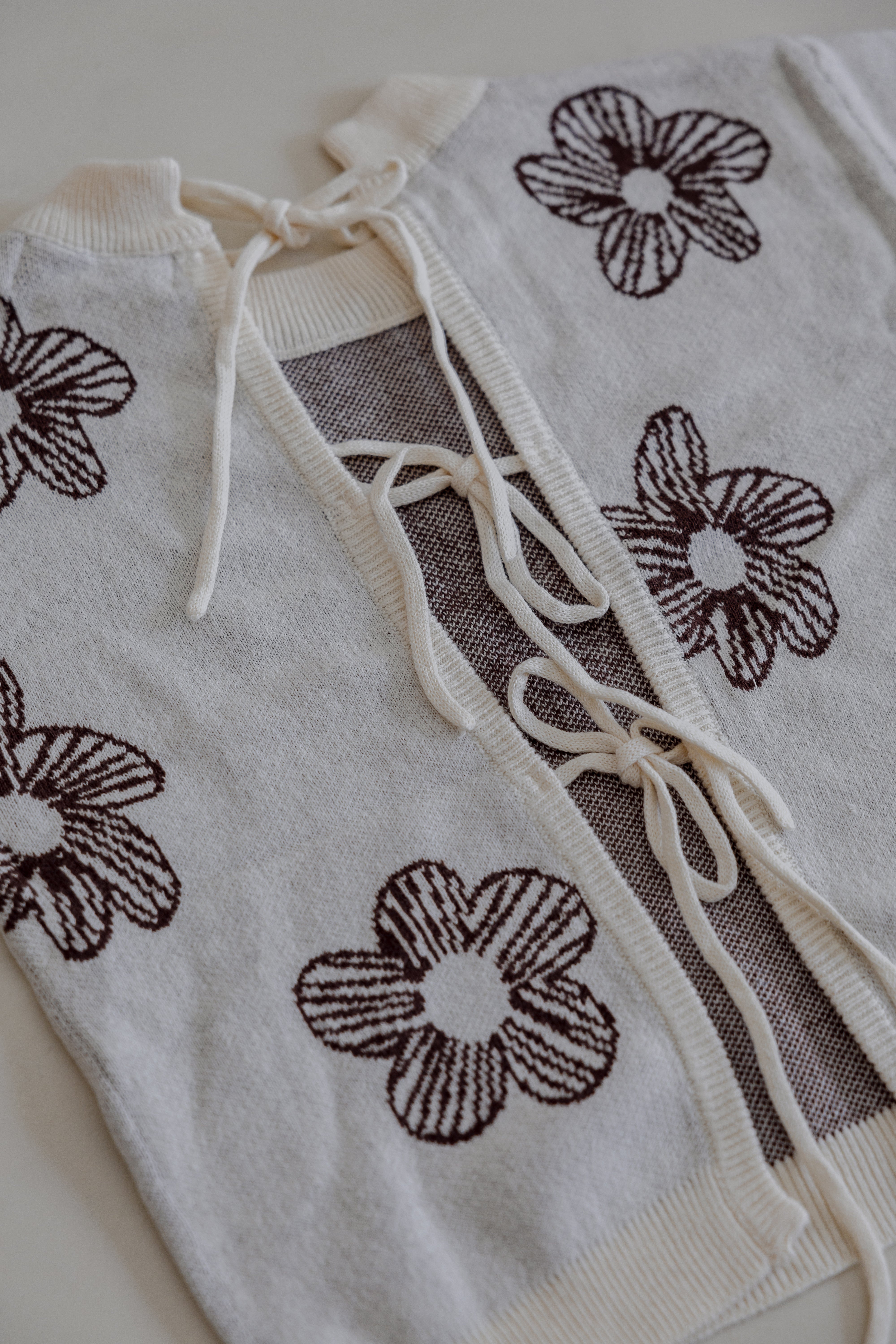 Tie-up Top | Natural Flower