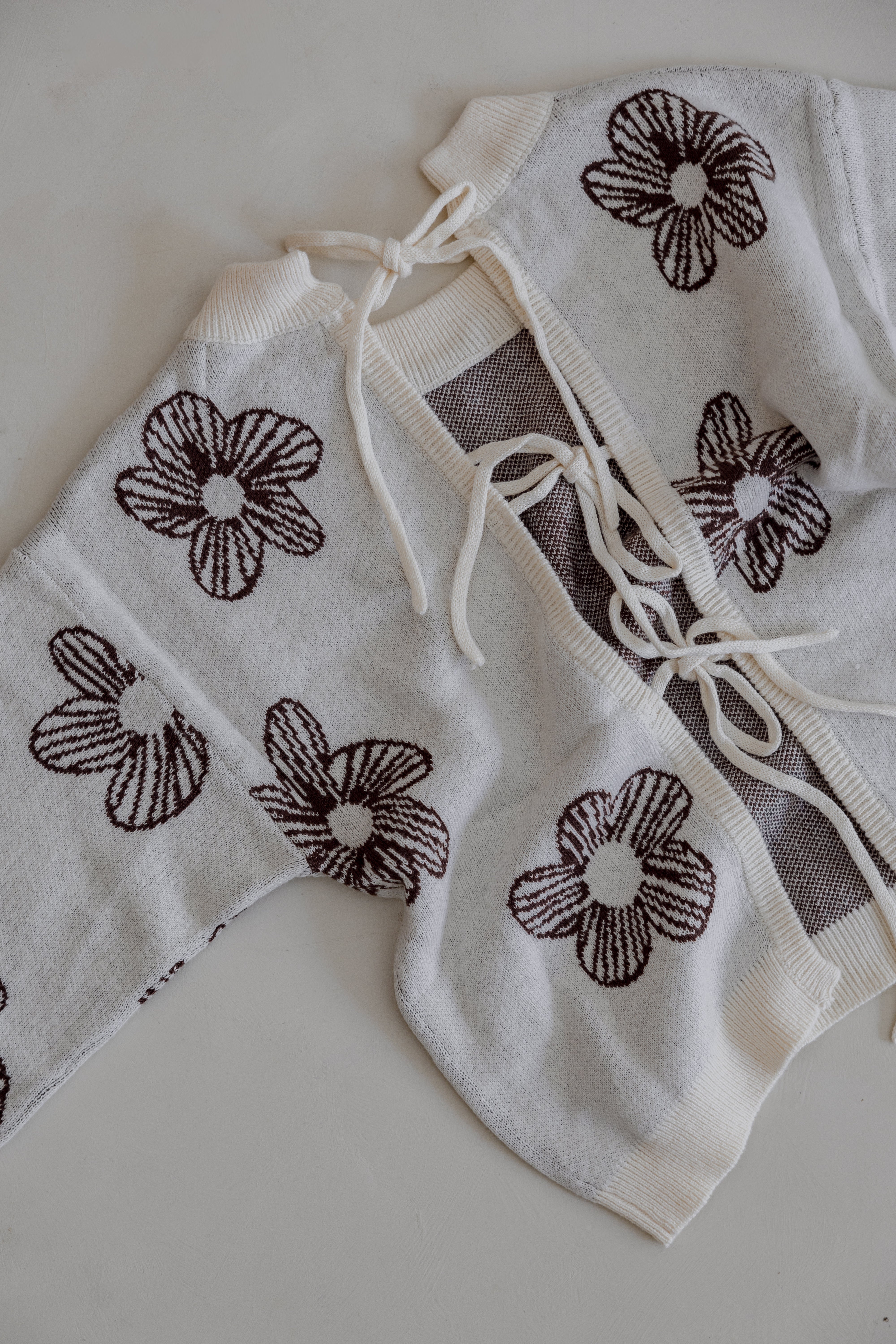 Tie-up Top | Natural Flower