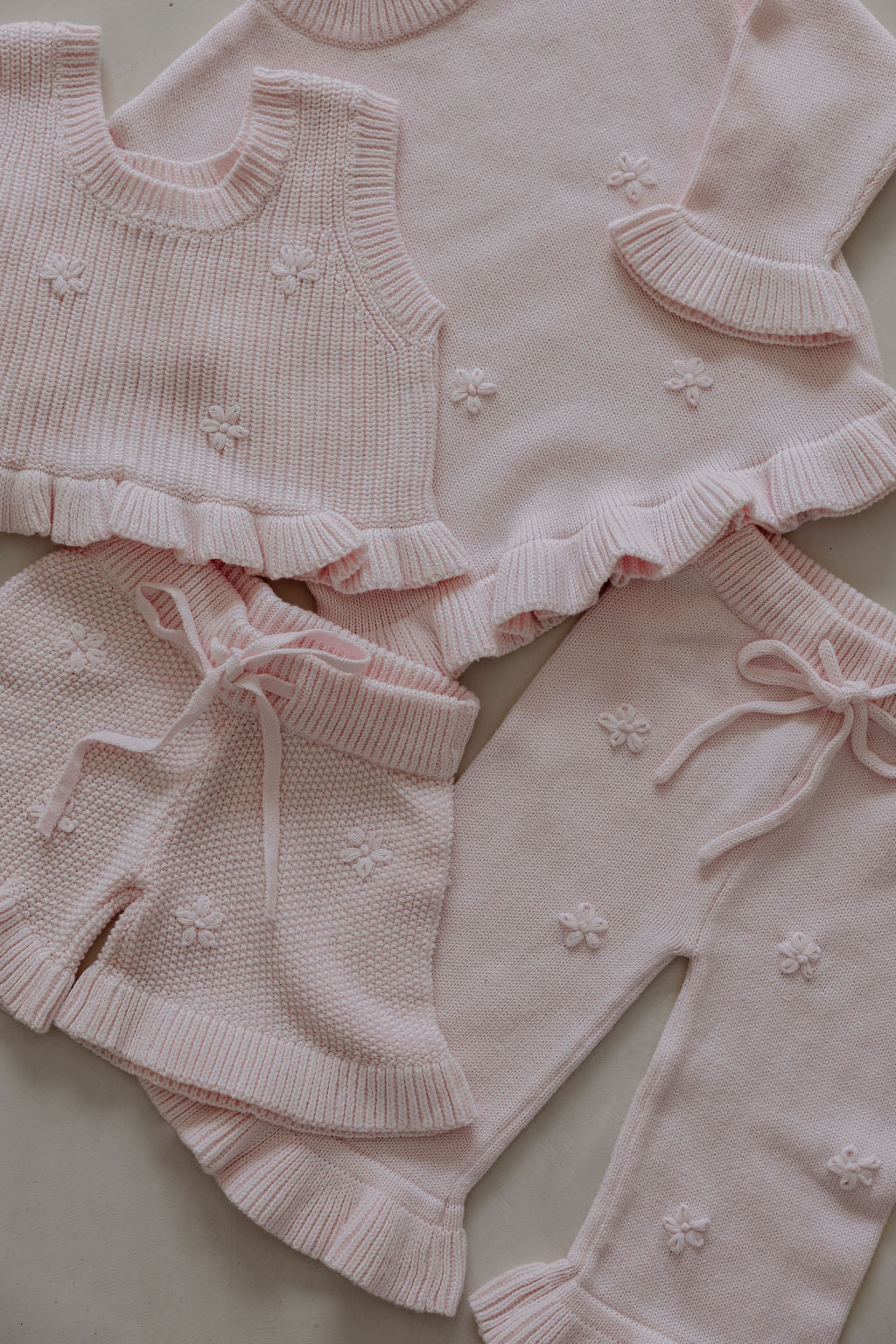 Knit Embroidery Pullover | Pink sky