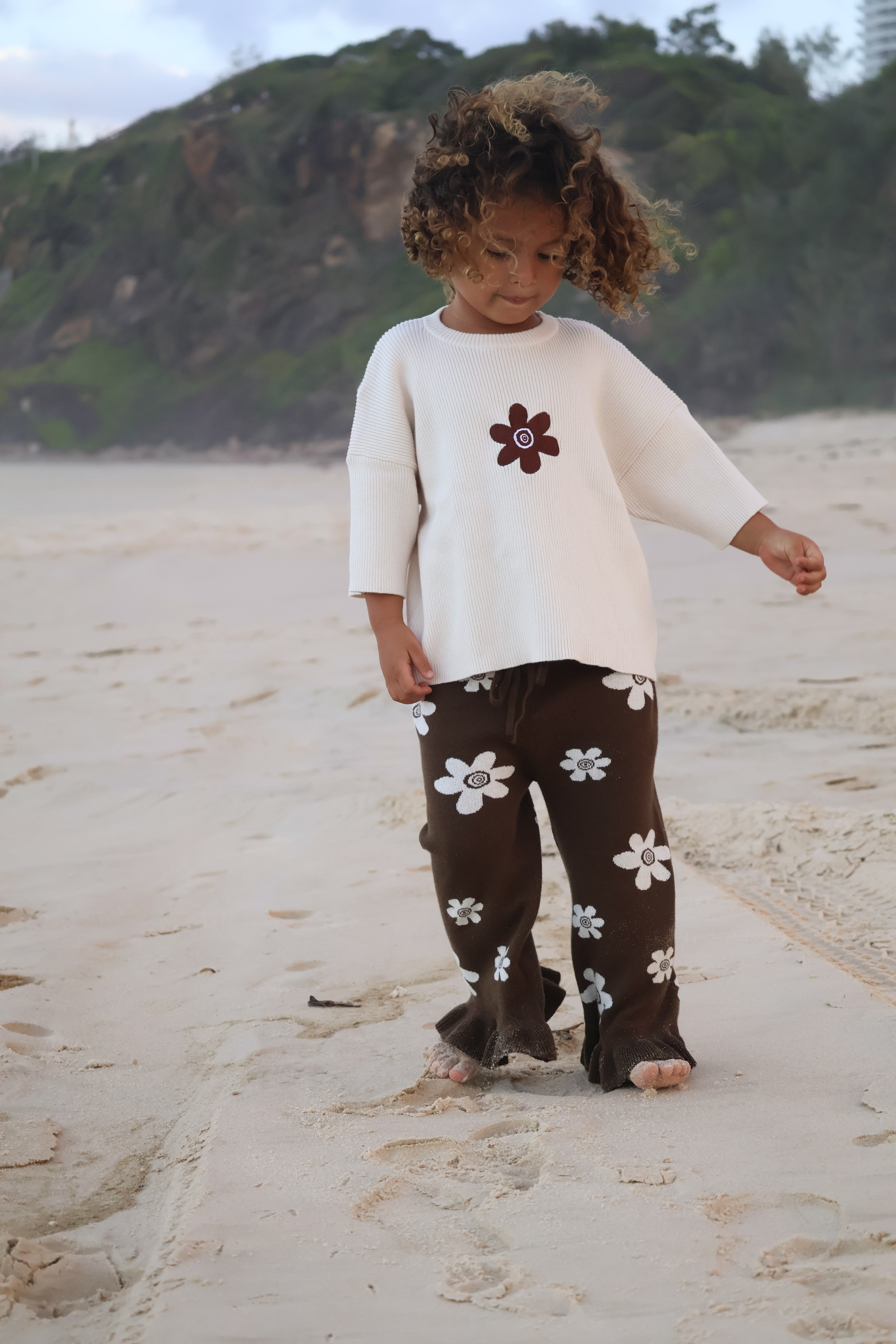 Earth Flower Tee | Salt