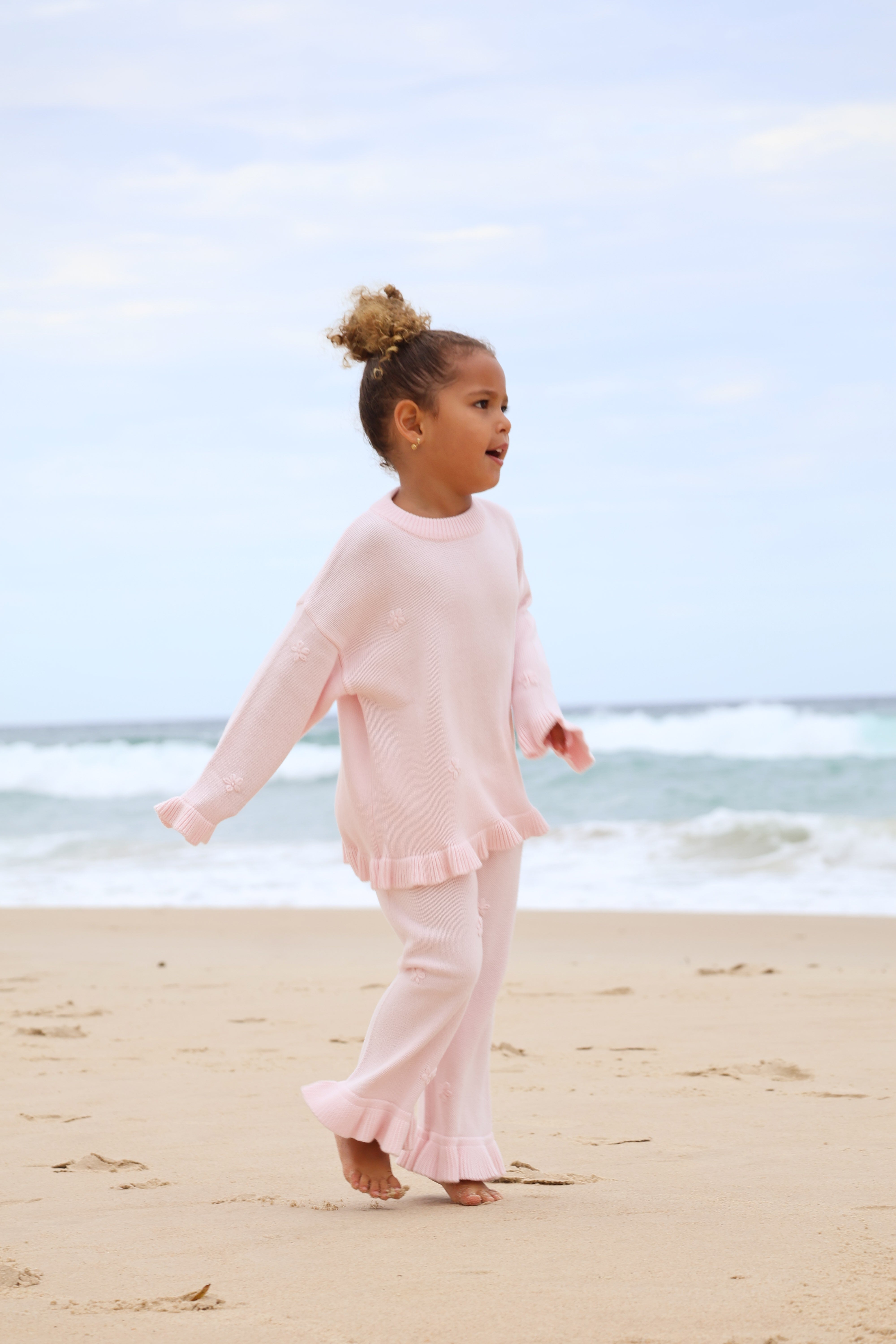 Knit Embroidery Pullover | Pink sky