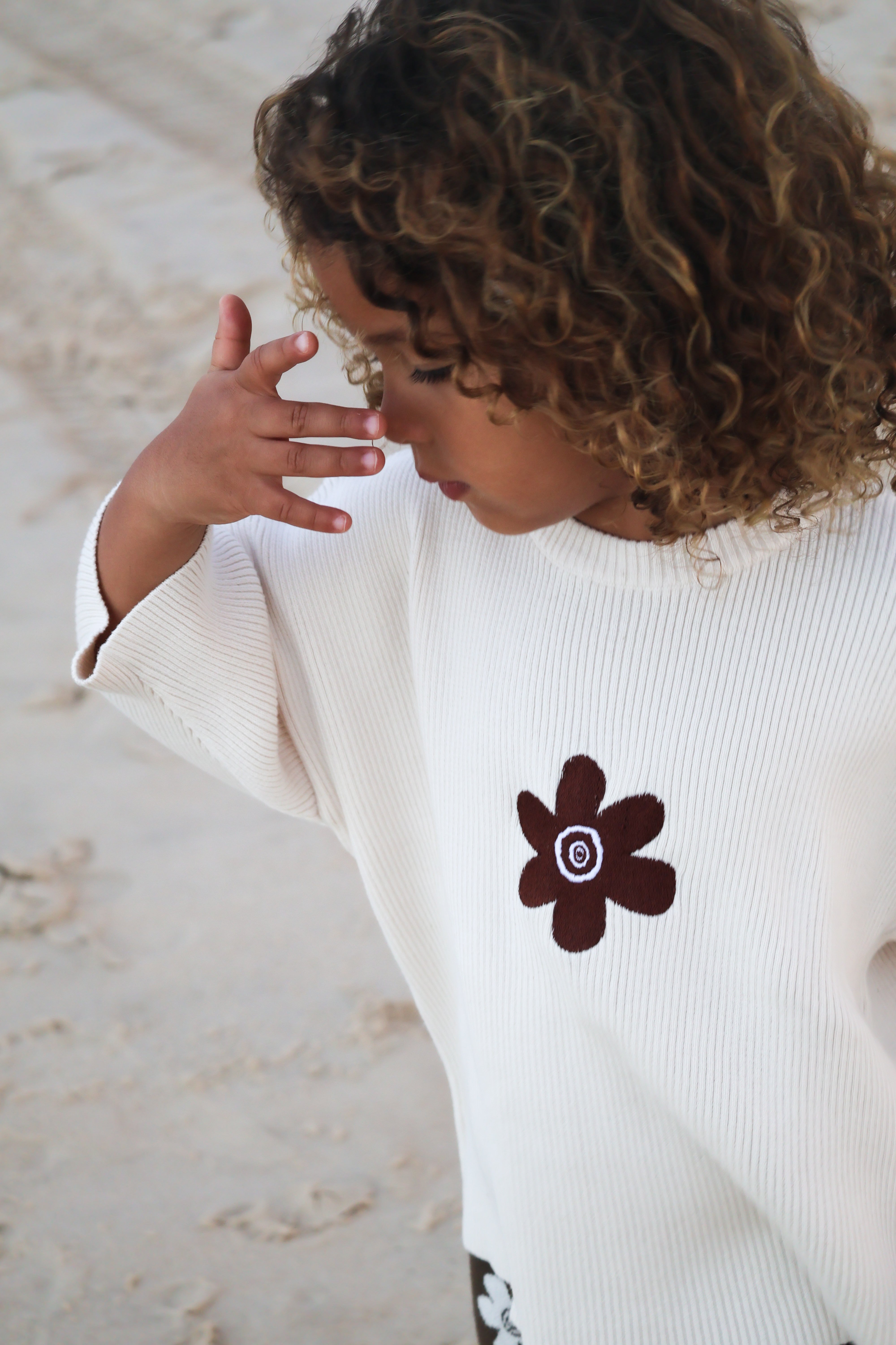 Earth Flower Tee | Salt